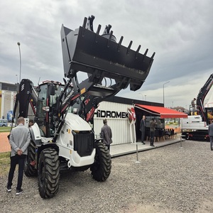 Chargeuse-pelleteuse Hidromek robuste avec châssis durable, système d'excavation puissant et performances hydrauliques efficaces pour les travaux difficiles - Product Image 4