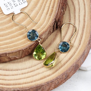 Pendientes de Oro Sólido de 18k de Alta Calidad Natural al por Mayor, Certificados por IGI, Hechos a Mano con Topacio Azul de Londres y Peridoto, Regalos Clásicos para Fiestas - Product Image 2