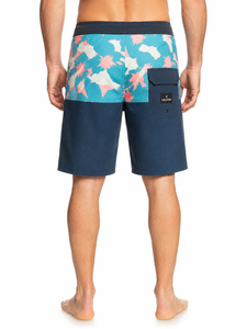 Shorts de surf pour hommes à séchage rapide, shorts de plage avec logo avant, maillots de bain légers, écologiques, respirants, en toile, taille mi-haute - Product Image 2