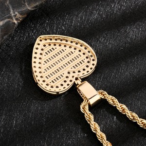 Collar con Colgante de Corazón de Moissanita de Lujo, Chapado en Oro, con Incrustaciones de Moissanita VVS, Joyería Hip Hop con Aspecto de Diamante - Product Image 4