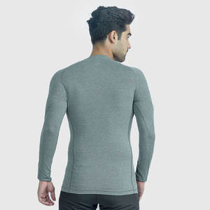 Camiseta Deportiva de Compresión Premium, Diseño Ajustado al Cuerpo con Material Elástico Transpirable y Movimiento Flexible - Product Image 2