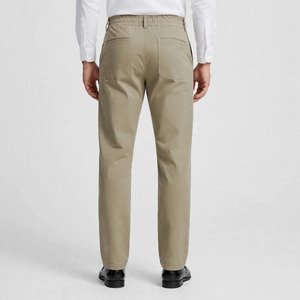 Pantalones de Hombre Beige de Corte Recto, Cintura Elástica, Antiarrugas, con Bolsillos Laterales, Estilo Casual Elegante para Primavera - Product Image 3