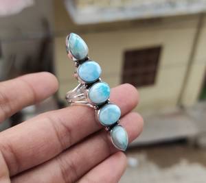 แหวนลาริมาร์ห้าเม็ด แหวนเงินแท้ แหวนพลอยสีน้ำเงิน เครื่องประดับทำมือ แหวนซ้อนกันได้ ผู้จำหน่ายขายส่ง - Product Image 5