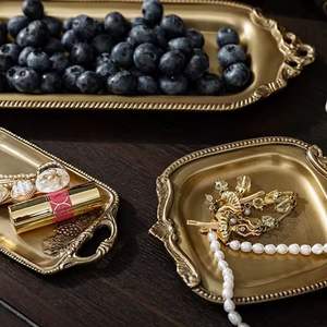 Bandeja de Servicio de Latón Macizo Hecha a Mano de Primera Calidad, Acabado Pulido Espejo, Bandeja de Latón con Acabado Dorado de Lujo, Bandeja Decorativa de Latón para Servir - Product Image 1