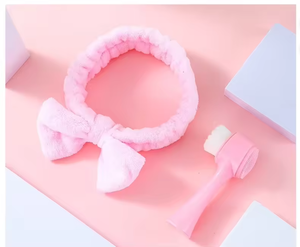 Ensemble brosse nettoyante visage double face et bandeau, brosse nettoyante points noirs, bandeau en velours corail - Product Image 4