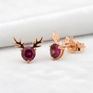 Pendientes de Reno con Cristales Rosados, Plata de Ley 925, Chapados en Oro de 14K, Joyería Navideña Linda, Regalo - Product Image 4