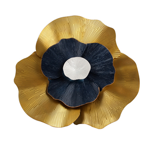 Sculpture murale en métal contemporaine haut de gamme, peinte à la main avec des paillettes dorées, ensemble d'art mural circulaire pour la décoration intérieure créative de la maison - Product Image 5