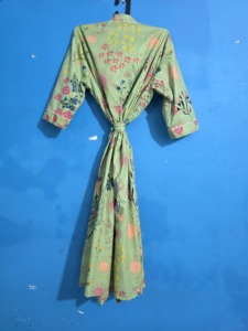 Kimono de algodón largo estampado para mujer, ideal para el hogar, venta al por mayor, ropa unisex, regalo para él, dama de honor, o como vestido de noche. - Product Image 6