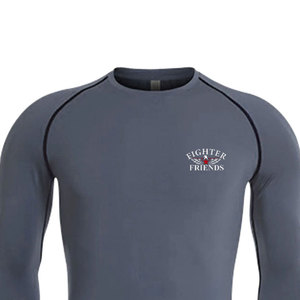 Rashguard à manches longues, prix bas, design personnalisé, vente en gros, produit le plus vendu, fabriqué au Pakistan - Product Image 3