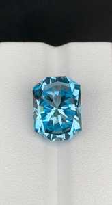 Topacio Azul, Gema Suelta, Corte Octogonal Brillante, Gema Natural Facetada de Calidad para Joyería - Product Image 2