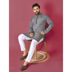 ATTRACTIVE ROMAINE EN SOIE MOTI TRAVAIL À LA MAIN HOMME KURTA AVEC PYJAMA GRIS - Product Image 1