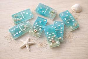 Jeu de dominos en résine durable, pièces de jeu créatives faites à la main pour enfants, adultes, fêtes et loisirs en famille - Product Image 1