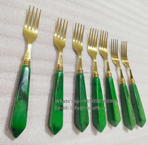 Ensemble de couverts modernes en or vert Couverts lavables au lave-vaisselle Poignées en métal comprenant des couteaux à dîner Cuillères Repose-cuillère Clips de pot - Product Image 5