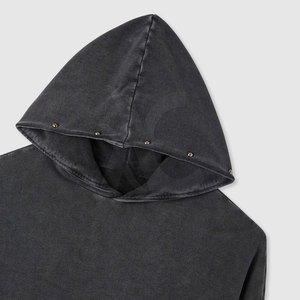 Sudadera con Capucha Unisex con Tachuelas, Sudadera de Algodón Premium con Detalle de Tachuelas Metálicas, Ropa Casual Urbana para Uso Diario - Product Image 4