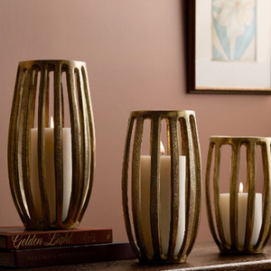 Porte-bougie en aluminium doré moulé, finition antique dorée, lot de 3 pièces - Product Image 3