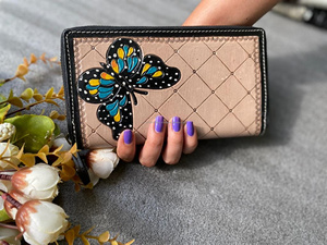 Porte-monnaie sculpté usiné à la main pochette étui de téléphone nouveau Design fleur multi utilisations portefeuilles en cuir occidental pour les femmes - Product Image 2