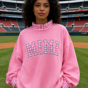 Sweat-shirt personnalisé à col montant en gingham avec applique lettre MIMI et texte brodé, nouveau pull de fête pour femme style preppy, coupe oversize - Product Image 2