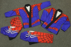 Ensemble de kimono de Jiu-Jitsu brésilien pour enfants avec imprimé toile d'araignée – Uniforme d'entraînement d'arts martiaux personnalisé avec pantalon assorti - Product Image 5