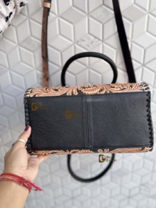 Sac à main Speedy en cuir sculpté à la main de haute qualité, style Gypsy Boho, sac à bandoulière personnalisé fait main, élégant, pour femmes, style Western - Product Image 4