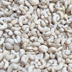 Noix de cajou brutes en gros à prix abordable WW180, WW240, WW320, LP, Noix de cajou du Cambodge, Délai de livraison court - Product Image 1