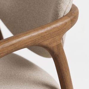Fauteuil de salle à manger en bois moderne, minimaliste, écologique et durable, avec assise rembourrée et dossier rond, pour usage extérieur sur terrasse. - Product Image 4