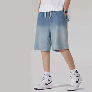 Shorts en jean pour hommes, style streetwear, personnalisés, délavés vintage, teints, à ourlet brut, coupe baggy, par un fabricant de denim - Product Image 1