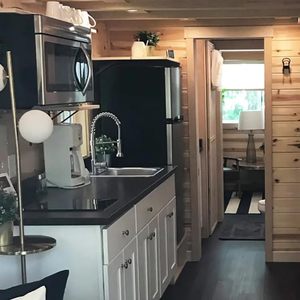 Tiny House Retreat – Maisonnette de 230 pieds carrés LIVRAISON GRATUITE À TOUT LE MONDE - Product Image 4