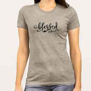 เสื้อยืดโอเวอร์ไซส์แบบพื้นฐาน เสื้อผ้าสตรีทแวร์พรีเมียม แฟชั่นฤดูร้อนสำหรับผู้หญิง เสื้อยืดลำลองใส่สบาย เสื้อยืดลำลองผู้หญิงพรีเมียม - Product Image 1
