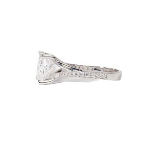 Bague demi-éternité en or massif 10K 14K 18K avec diamant de laboratoire rond taille princesse, 2,5 carats, couleur DEF, clarté VS VVS, certifié IGI, vente en gros - Product Image 3