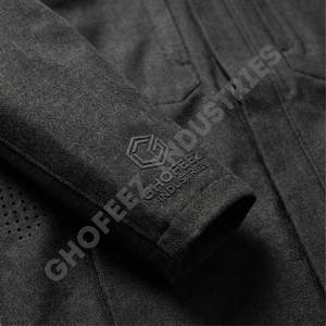 เสื้อแจ็คเก็ตหนังกลับกันน้ำพิมพ์ลายเรียบสำหรับนักล่าสัตว์มืออาชีพและกีฬากลางแจ้ง พร้อมโลโก้สั่งทำพิเศษ - Product Image 5