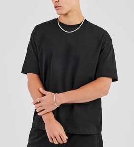 Camiseta Negra de Manga Corta con Cuello Redondo, Tejido de Jersey de Algodón, Talla Grande para Hombre, Color Sólido, Teñido Liso, Casual, OEM, ODM, Venta al Por Mayor - Product Image 1