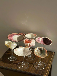 Verre à vin ovale en coquillage fait main avec pied doré élégant, écologique, pour décoration de maison de luxe, cadeaux de mariage, fournisseur OEM Vietnam - Product Image 4