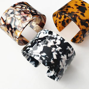 Bracelet en acétate acrylique tendance Jachon pour femmes, motif léopard, bracelet ouvert pour femmes et filles, artisanat en résine - Product Image 4