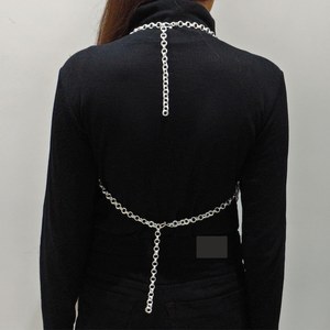 Haut et coiffe en maille d'aluminium : Costume médiéval Renaissance - Product Image 3