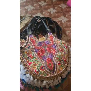 Sacs à main en coton brodés, style traditionnel indien, sacs à la mode pour filles, OEM ODM personnalisables - Product Image 2