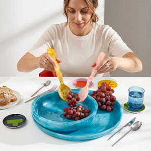 Bol de service élégant en résine époxy polie fait main – Qualité alimentaire, écologique, compatible lave-vaisselle, empilable, idéal pour la maison, le bureau et les fêtes - Product Image 1