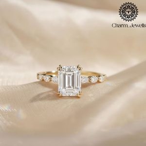 Bague de Fiançailles et d'Éternité Classique pour Femme Charm_Jewells en Argent Plaqué Or Rose 18K avec Moissanite Taille Coussin et Sertissage à Griffes IGI - Product Image 3