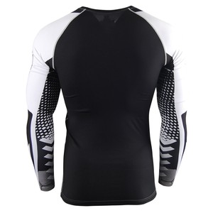 Rashguard Personalizado Transpirable con Estampado por Sublimación para MMA y BJJ, OEM Unisex de Manga Larga con Protección UPF50 - Product Image 1
