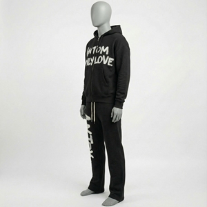 Conjunto Deportivo Unisex de Talla Grande para Invierno, Sudadera con Capucha y Pantalones Jogger con Estampado de Grafiti, 100% Algodón, Estilo Hip Hop Urbano Informal de Dos Piezas - Product Image 3