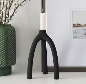 Nouveauté 2026 – Porte-bougie noir créatif à 3 bras en forme d'arête de cheval, style nordique contemporain pour salon et cheminée - Product Image 1