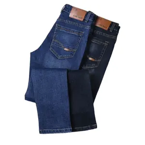 Pantalon en jean pour hommes à la mode en couleur bleu ciel coupe ajustée pantalon en jean pour homme avec logo