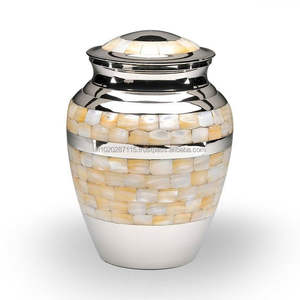 Urnas de cremación de aluminio ligeras de estilo antiguo para cenizas perfectas para monumentos familiares y exhibiciones de recuerdo respetuoso - Product Image 2