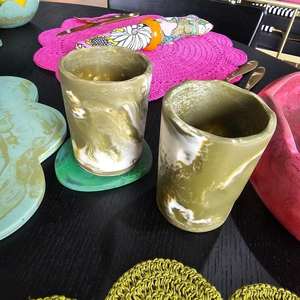 Verre à eau en résine fait main, élégant gobelet vert en époxy pour la maison, la cuisine, le bureau, le bar et le café - Product Image 3