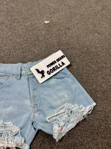Shorts de mezclilla ecológicos de cintura media para mujer, lavado claro, con dobladillo deshilachado, estilo boyfriend, para verano - Product Image 3