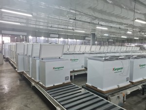 MADE VIETNAM SINGLE/DOUBLE COMPARTMENT CHEST FREEZER 90L/140L/286L/375L CAPACITIES ELECTRIC FOR STORE/COMMERCIAL/HOUSEHOLD USE - Product Image 3