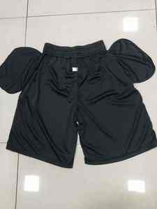 Shorts d'entraînement d'été pour hommes en gros, séchage rapide, pour la gym, la course et le fitness, avec poches, design uni noir décontracté - Product Image 6