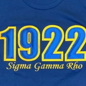 Camiseta Unisex Azul Rey Bordada 1922, Personalizada con Letras, Manga Corta, Cuello Redondo, Informal, Cómoda - Product Image 3