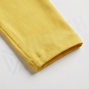 Conjunto de Yoga de Alta Calidad con Logotipo Personalizado, Ropa Deportiva Cómoda para Mujer, Ropa de Gimnasio, Ropa Deportiva Activa, Ropa de Ejercicio - Product Image 6