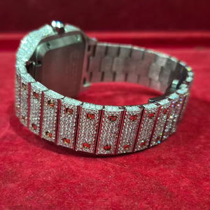 Montre de luxe en gros pour homme, mouvement ETA, boîtier en alliage, verre saphir, design baguette serti de diamants, acier inoxydable - Product Image 1