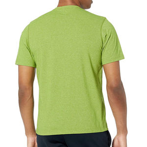 เสื้อยืดผู้ชายทรงปกติ ผ้าโพลีเอสเตอร์ผสมคอตตอน สีเขียวล้วน คอกลม แขนสั้น ผ้าถัก สไตล์ลำลอง ทรงปกติ - Product Image 4